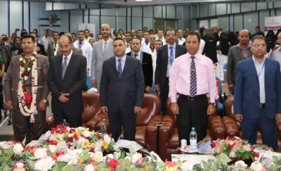 مستشفى جامعة العلوم والتكنولوجيا يحتفل بتخرج الدفعة الأولى في اليمن بمجال المعالجة التنفسية