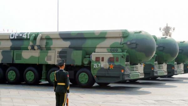 الصين تستعرض أحدث صواريخها النووية من عائلة «DF» للمرة الأولى في عرض عسكري كبير (فيديو)