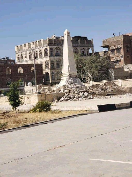 الحوثيون بصنعاء يبدؤون بإزالة النصب التذكاري التركي بصنعاء