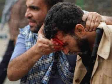 ضرب وسحل أنصار الإخوان أمام مكتب الإرشاد بالمقطم (صور) 