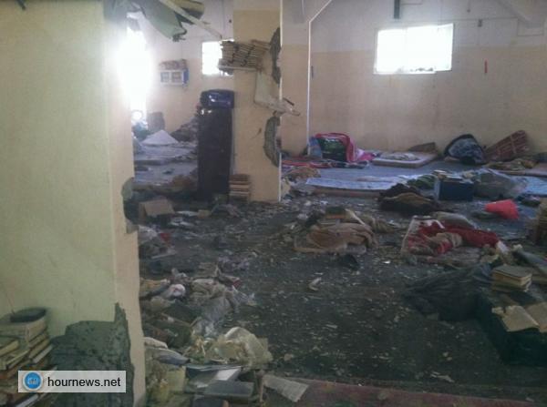 مقتل وإصابة 11 شخص في قصف حوثي لمسجد دماج، اثناء صلاة الجمعة (صور)