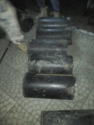 بالصور: تفكيك سيارة مفخخة في عدن الليلة الماضية