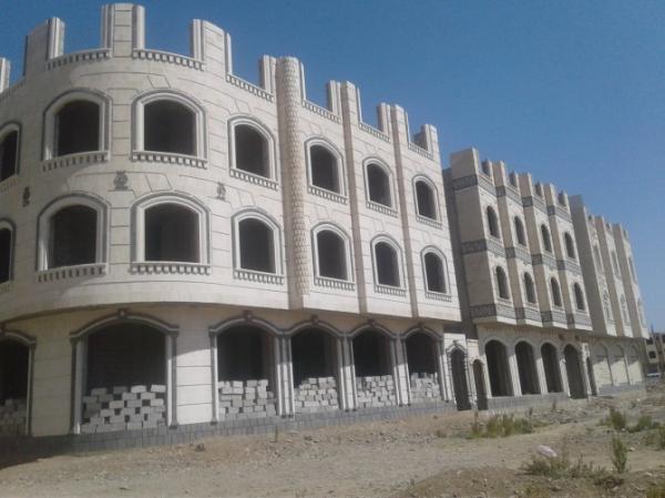 صورة من البناية التي قال الوزير حسن زيد انها ملك لـ أبو علي الحاكم 