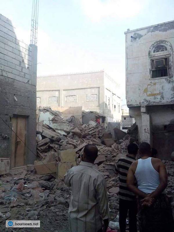 مقتل القيادي الحوثي البارز بالحديدة المكنى " أبو طه " وتفجير منزل القاتل (صور)