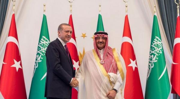 أردوغان يمنح محمد بن نايف أعلى وسام بتركيا "صور"