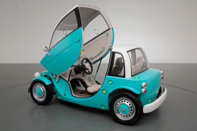تويوتا تكشف عن سيارة كهربائية للأطفال