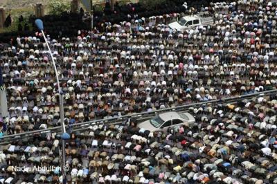صور تظهر اكبر حشد لليمنيين في جمعة الاصطفاف الوطني ( تصور نادية عبدالله) 