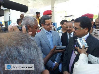 بحضور مدير عام الشركة ووكيل المحافظة : افتتاح مشاريع جديدة لشركة النفط اليمنية  في عدن ( صور) 