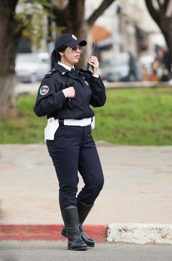 «شاهد» شرطية مغربيّة تُشعل مواقع التواصل(صور)