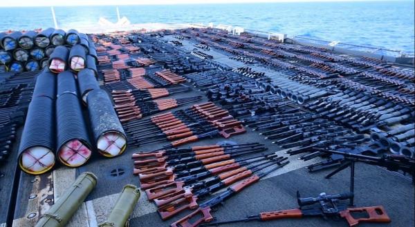 بالصور: القوات الامريكية تعلن اعتراض اخطر شحنة اسلحة في بحر العرب