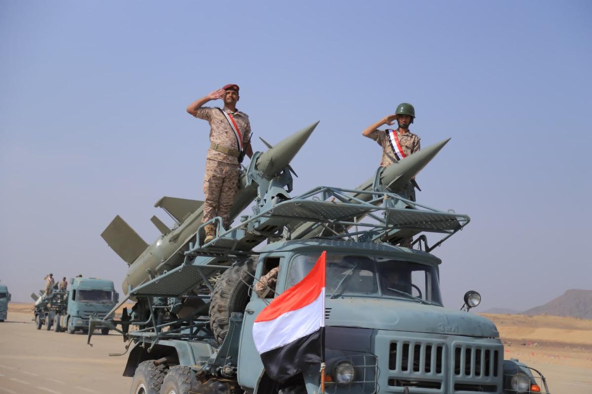 محافظة مأرب تشهد عرض عسكري كبير بحضور اللواء العرادة