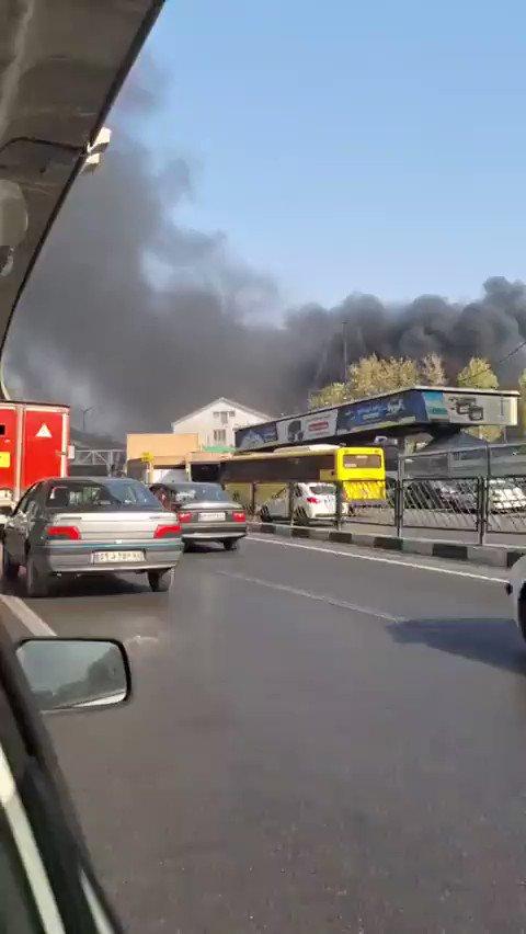 اندلاع حريق في مجمع صناعي تابع لوزارة الدفاع الإيرانية في العاصمة طهران (فيديو)