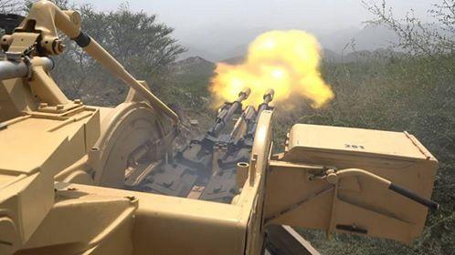 جماعة الحوثي تستهدف عرض عسكري للجيش اليمني في محور علب بمحافظة صعدة