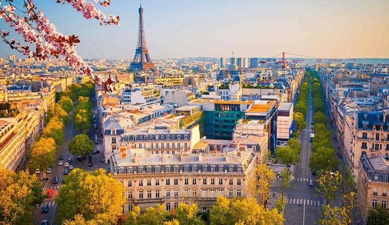 بنك فرنسا: إفلاس أكثر من 55 ألف شركة في البلاد خلال 2023