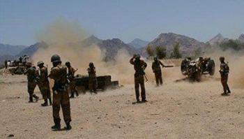 مصدرعسكرى يمنى: الجيش يسيطر على آخر معاقل الجماعات المسلحة فى أبين