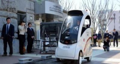 اليابان تصنع أول سيارة بالعالم بإمكانها القيادة ذاتياً (فيديو)