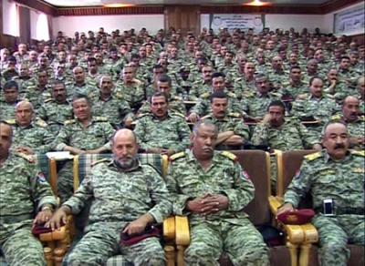 إجراءات تسليم معسكر 48 إلى قيادة قوات الاحتياط تبدأ بغياب أحمد علي عبدالله صالح (صور)