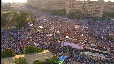 بالصور: اكبر تجمع بشري في تاريخ مصر لتأييد شرعية الرئيس مرسي