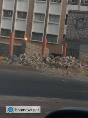 مدير عام المعلى يقول : "باهرمز "استحدث بنايات فوق رصيف وأغلق شارع مؤدي الى الحي "السعودي" (صور)