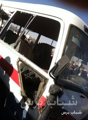 بالصور: آثار انفجار حافلة تابعة للجيش بمنطقة دار سلم بصنعاء