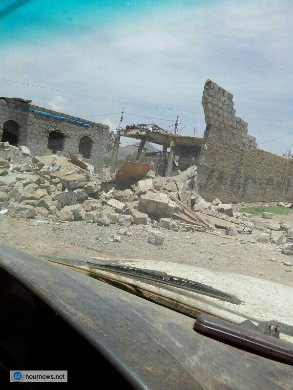 صور حصل عليها موقع اخبار الساعة لتدمير المنازل في منطقة سمح ضوران آنس على يد مليشيات الحوثي