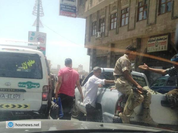 عـاجـل: في محاولة لنقل المعركة إلى العاصمة.. قوات الجيش تحبط إدخال مهمات عسكرية للحوثيين على أحد مداخل صنعاء (صور)