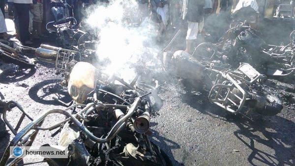 انفجار في محطة بترول يسفر عن تدمير 18 دراجة نارية (صور + فيديو)