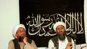 بن لادن والظواهري أسسا "الجبهة الإسلامية العالمية لقتال اليهود والصليبيين"