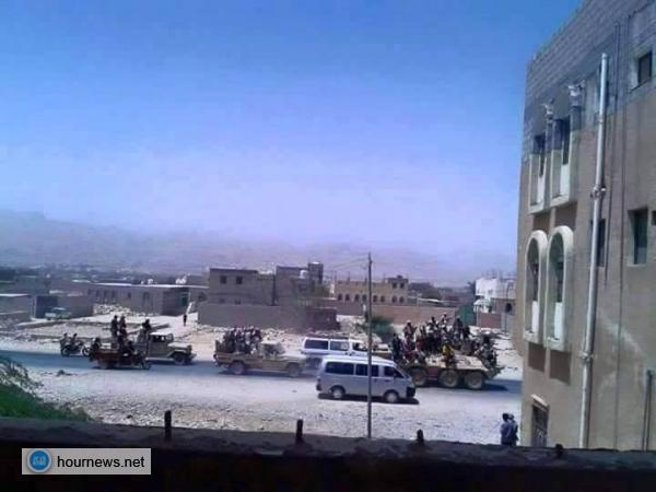 بالصور: القبائل تسيطر على اللواء ثاني مشاه جبلي بشبوة