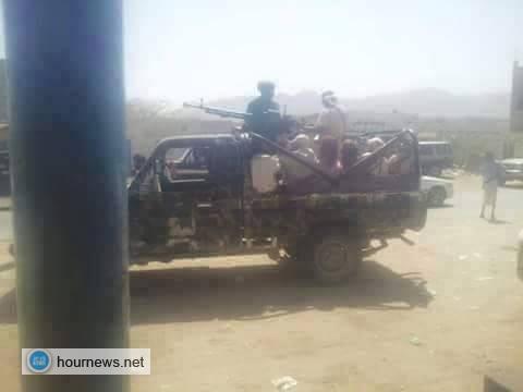 بالصور: القبائل تسيطر على اللواء ثاني مشاه جبلي بشبوة