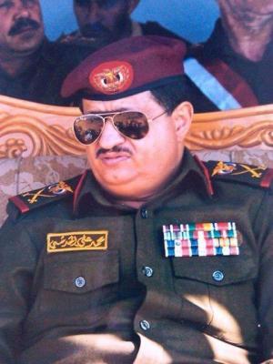 عاجل: صدور قرار جمهوري بتعيين رئيساً لهيئة الأركان العامة بالجيش اليمنية (الإسم + صورة)