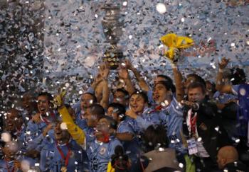 بعد فوزها في النهائي على باراغوي بثلاثية نظيفة: الأوروغواي تتوج بطلة لكوبا أميركا وتنفرد بالرقم القياسي