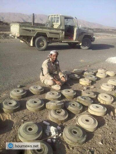 بالصور: الحوثييون يزرعون مئات الآلغام في طريق المقاومة والتحالف بمأرب