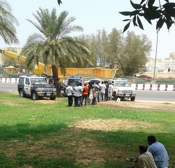 الاستعانة بالشرطة في جدة لمواجهة عمال تظاهروا امام شركة بن لادن مطالبين برواتبهم