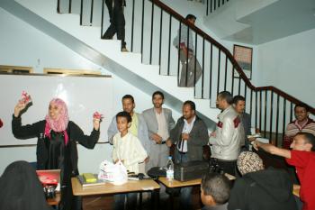 بالصور: مجموعة المصممين اليمنيين تختتم اليوم دورتها الثالثة المجانية "التصوير الصحفي للمبتدئين"