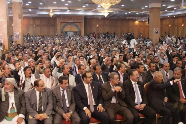 نص كلمة الرئيس الأسبق «علي عبدالله صالح» بمناسبة العيد الـ 27 للوحدة اليمنية في قاعة ممتلئة بقيادات حزبه