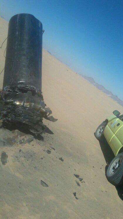 شاهد بنفسك.. صور الصاروخ الذي اطلقه الحوثيون على نجران السعودية فجر اليوم