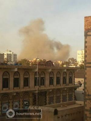 عاجل :طيران التحالف العربي يجدد غارتة على جبل النهدين في العاصمة صنعاء