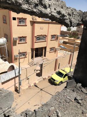 الحوثيون يقصفون أحياء مدينة نجران بالصواريخ (شاهد صور أولية)